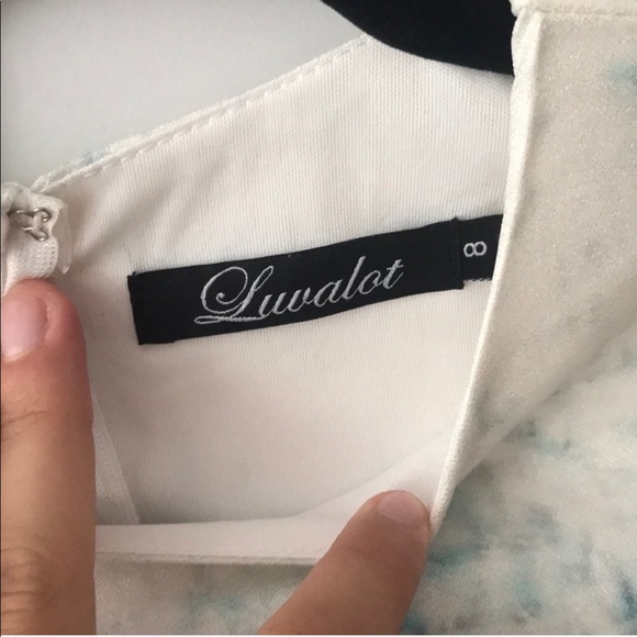 Xenia Body-con dress - Picture 4 of 5